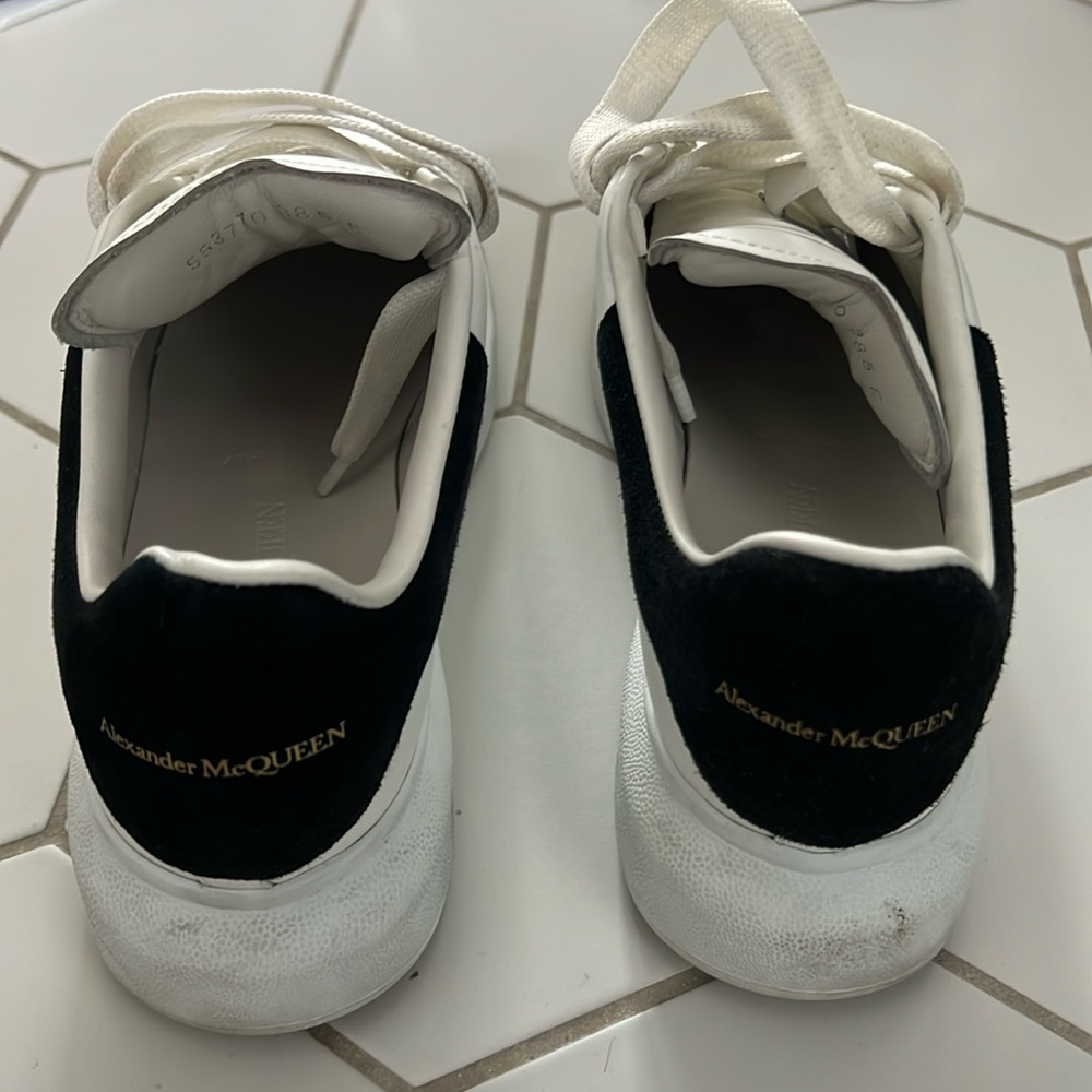 Alexander McQUEEN sneakers. Women’s size 38.5.